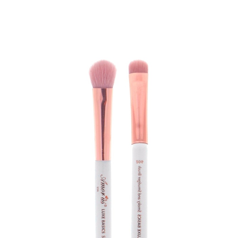Smoke and Smudge 206 – Luxe Basics Makeup Brush