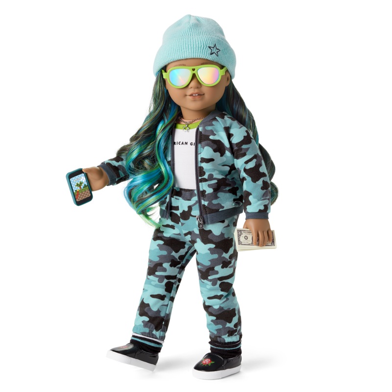 Truly Me Doll #89 in Cool Camo + Chic & Stylish Accessories