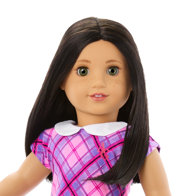 Truly Me 18-inch Doll #128 with long straight black-brown hair