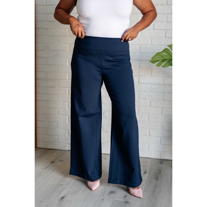 Magic Wide Leg Pants in Navy