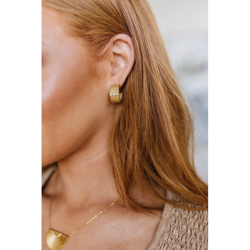 Very Regal Hoop Earrings