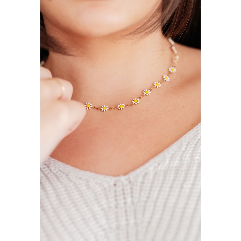Wildflower Necklace in White