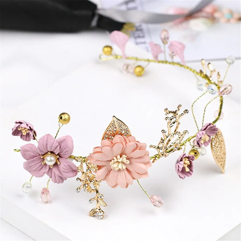 Tiara com Prolas e Flores