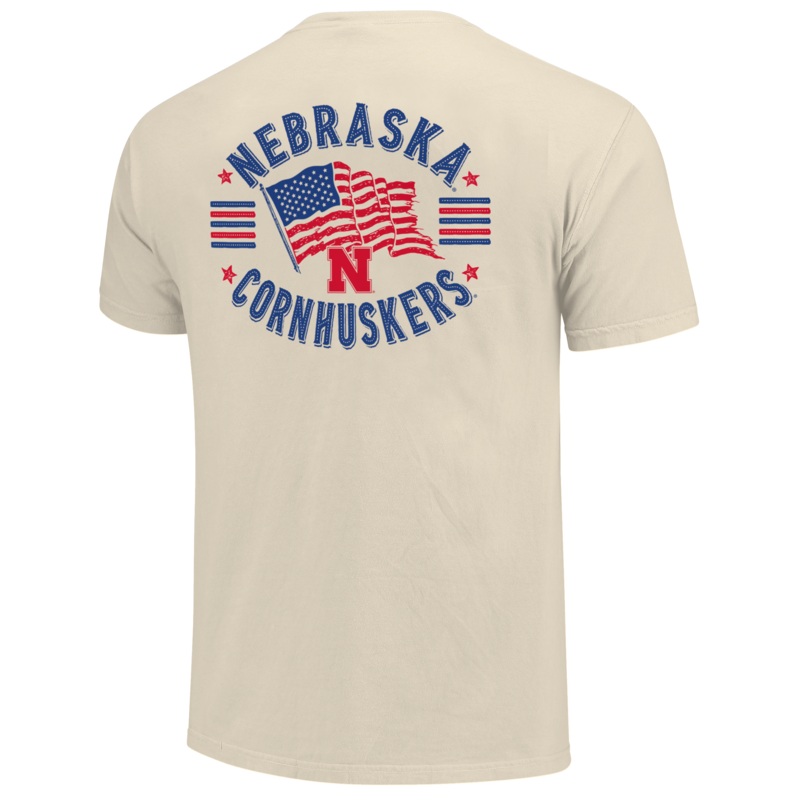 Men’s Nebraska Huskers Flag Wave T-Shirt