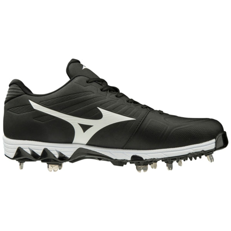 Men’s Mizuno 9-Spike Ambition Metal Baseball Cleats